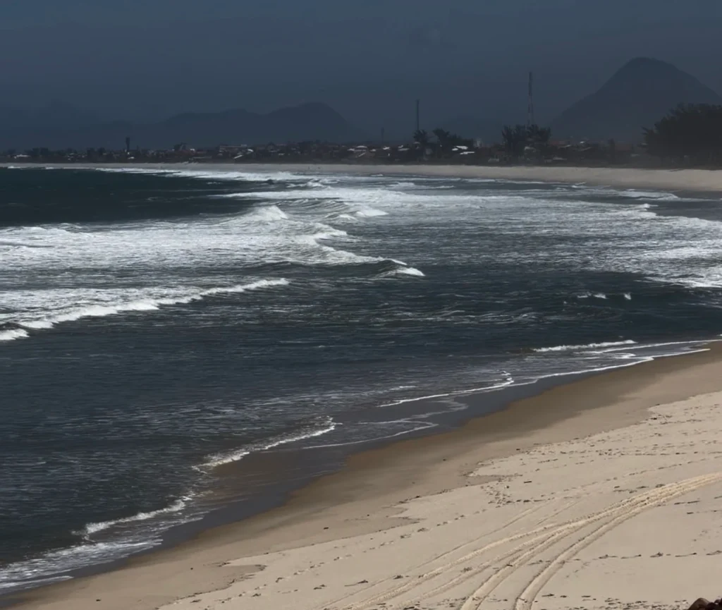 Previsão das ondas em Maricá: mar mais calmo deve favorecer banho no fim de semana